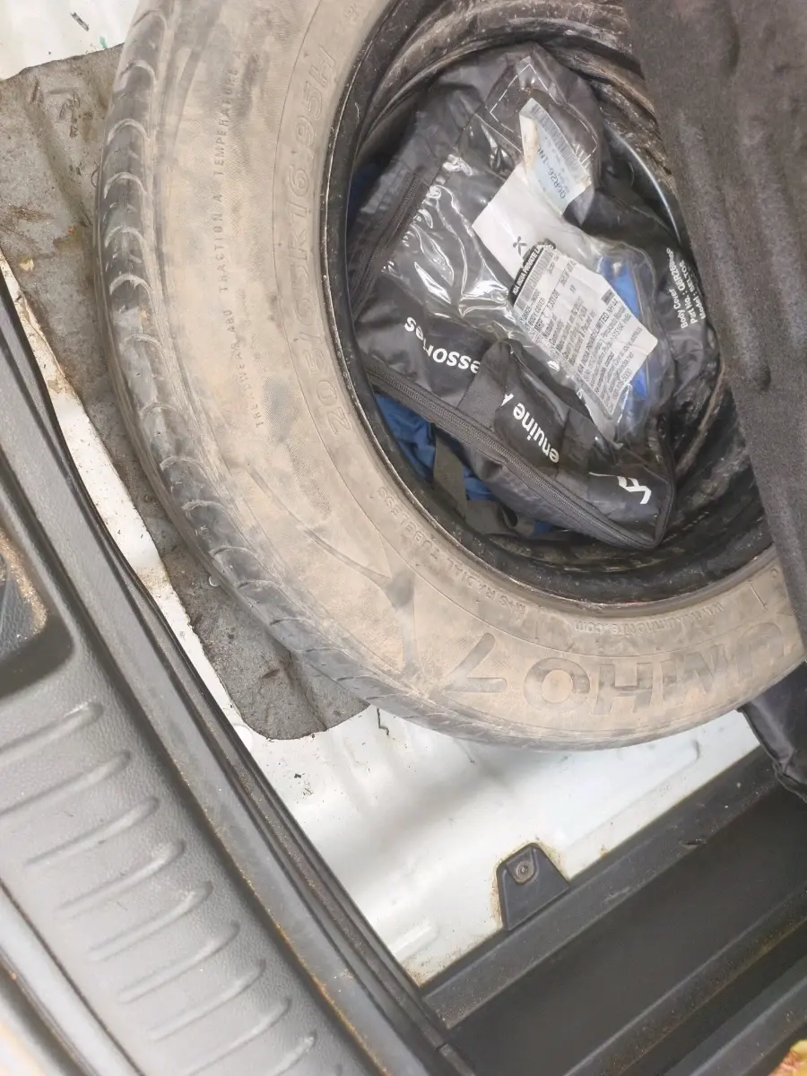 2022 KIA SELTOS HTE 1.5 DIESEL, Diesel, Manual, 66,012 km, tyre