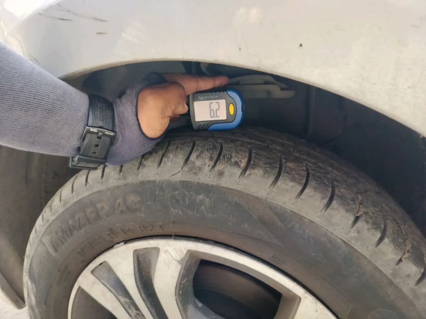 2019 Tata Tiago XZA PETROL, Petrol, Automatic, 73,153 km, tyre