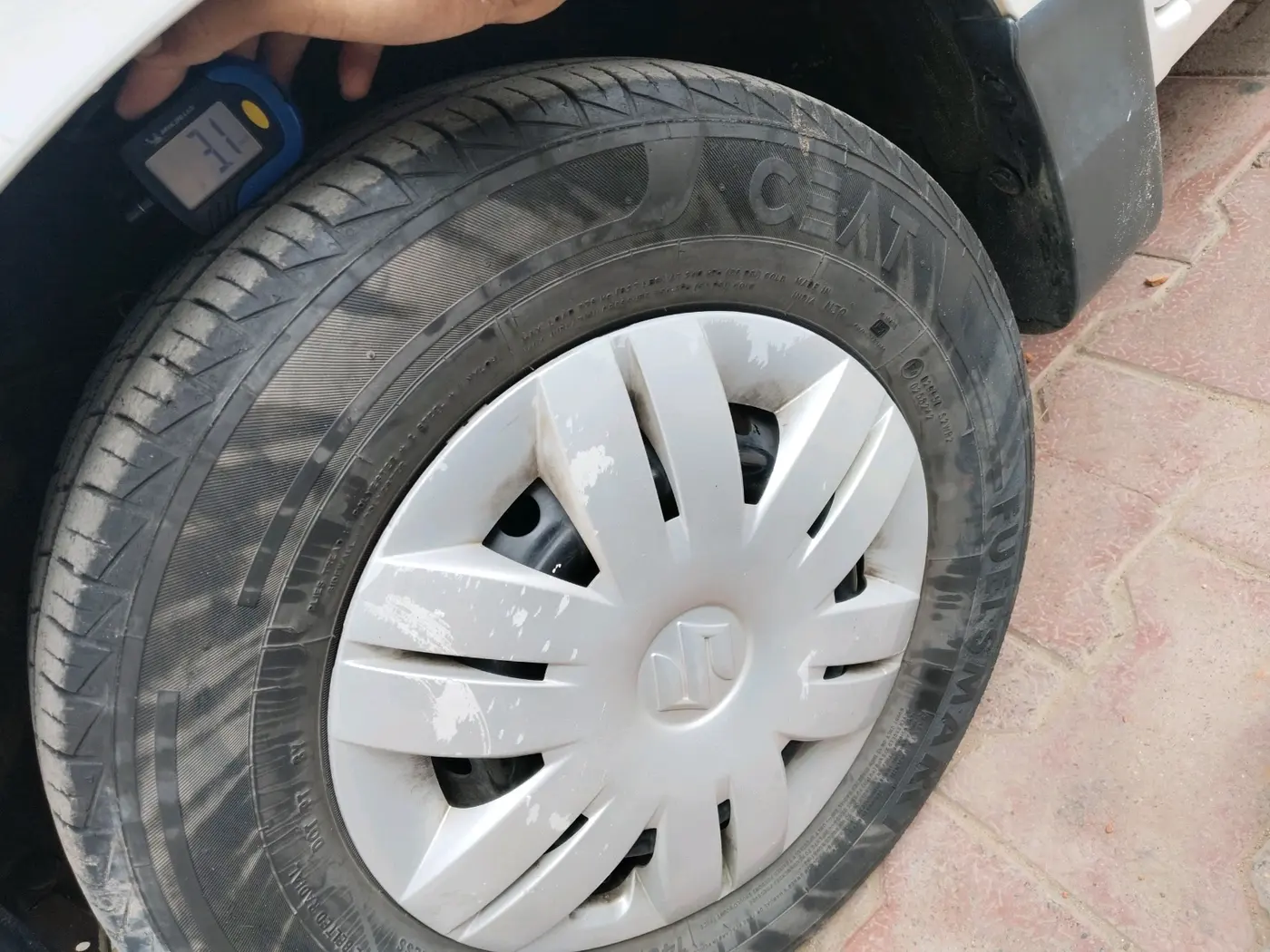 2021 Maruti Alto LXI, Petrol, Manual, 38,288 km, tyre