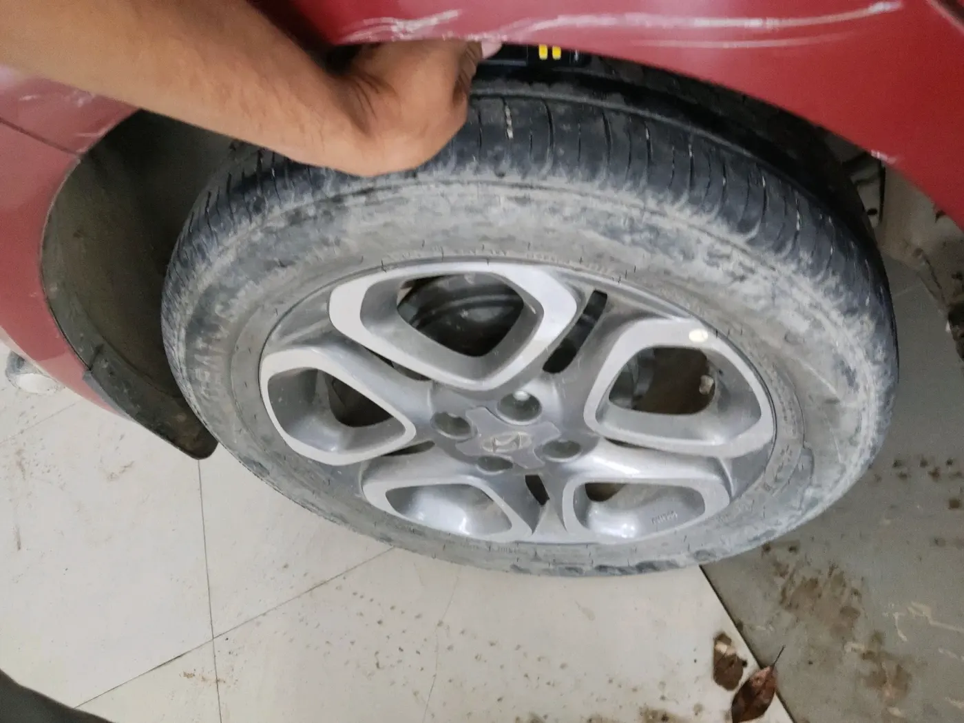 2019 Hyundai Elite i20 ASTA 1.2 (O), Petrol, Manual, 48,198 km, tyre