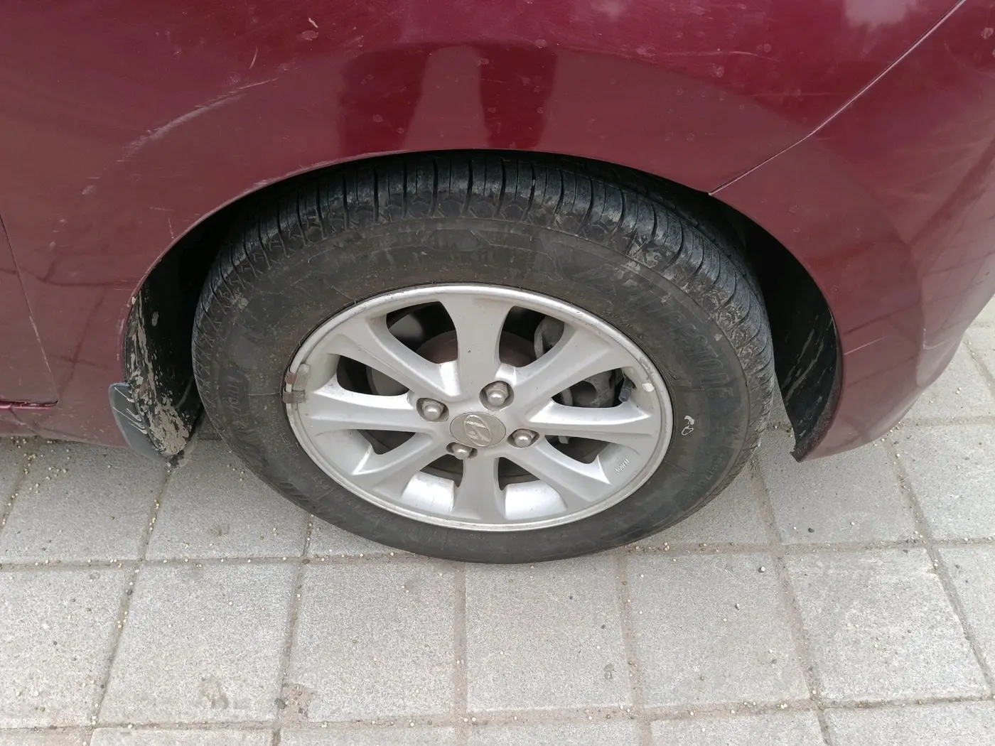 2015 Hyundai Grand i10 ASTA AT 1.2 KAPPA VTVT, Petrol, Automatic, 81,687 km, tyre