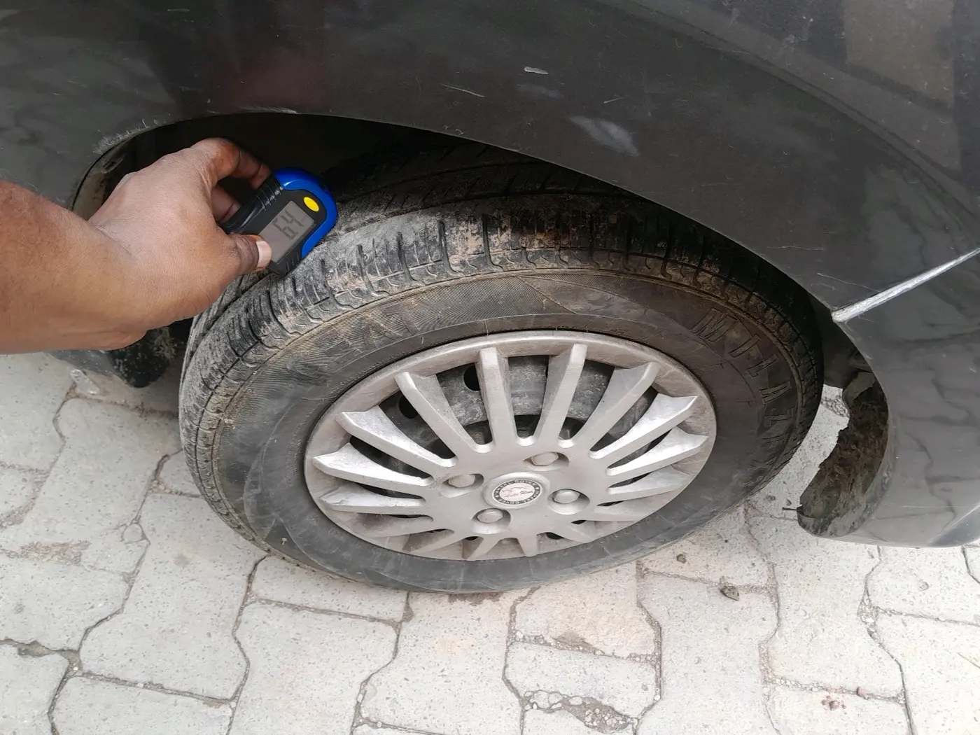 2012 Maruti Alto 800 LXI, Petrol, Manual, 70,319 km, tyre