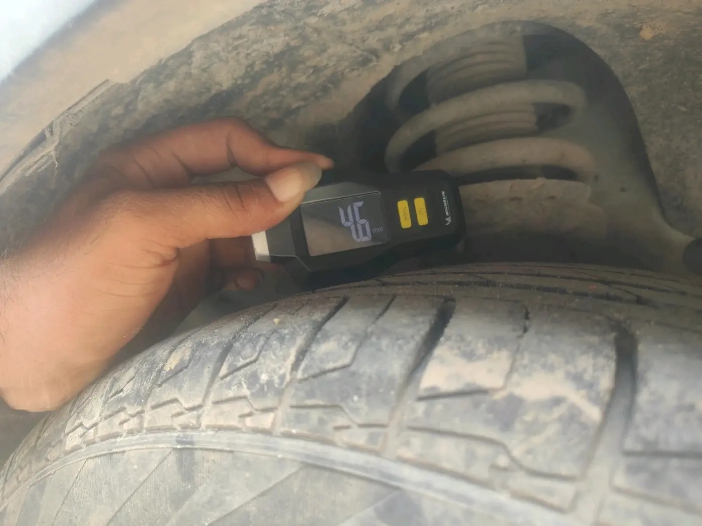 2019 Mahindra XUV300 W8 (O) 1.2 PETROL, Petrol, Manual, 56,130 km, tyre
