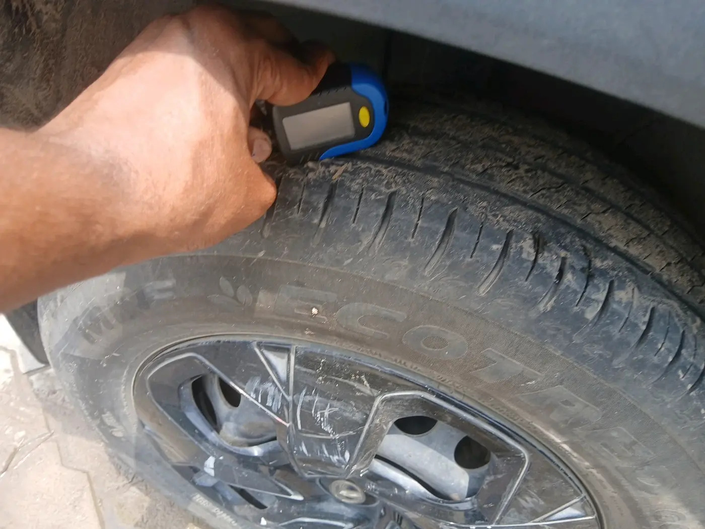 2023 Tata PUNCH ADVENTURE RHYTHM PACK MT, Petrol, Manual, 85,992 km, tyre
