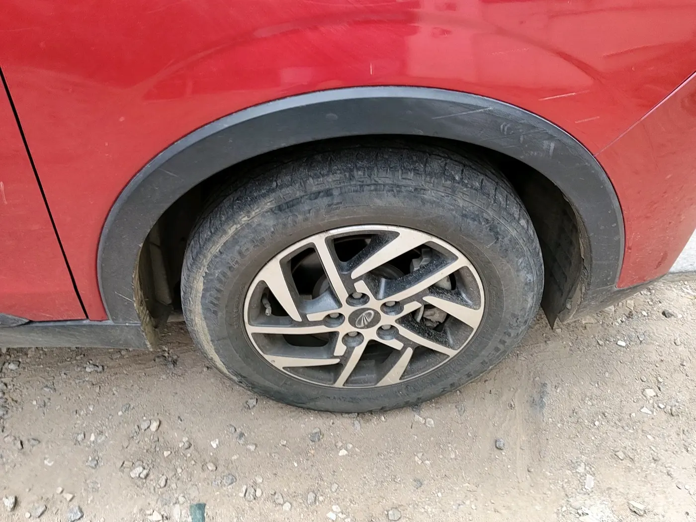 2022 Mahindra XUV300 W8 (O) 1.5 DIESEL, Diesel, Manual, 49,596 km, tyre