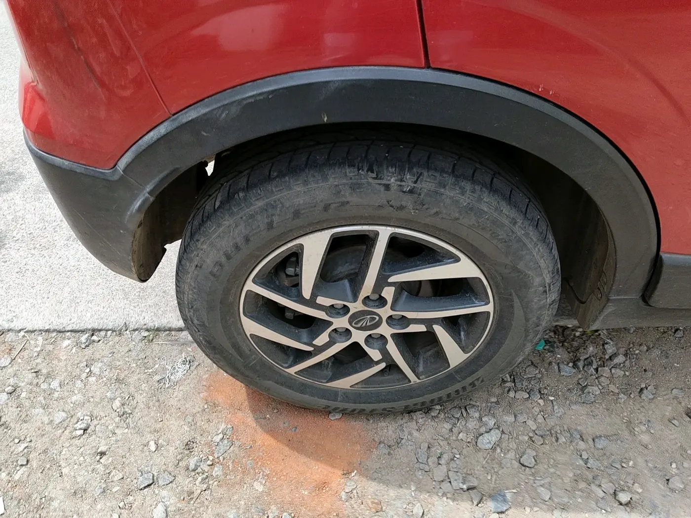 2022 Mahindra XUV300 W8 (O) 1.5 DIESEL, Diesel, Manual, 49,596 km, tyre