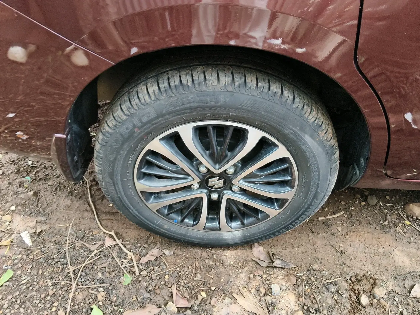 2026 Maruti Ertiga ZXI AT SHVS, Petrol, Automatic, 4,338 km, tyre