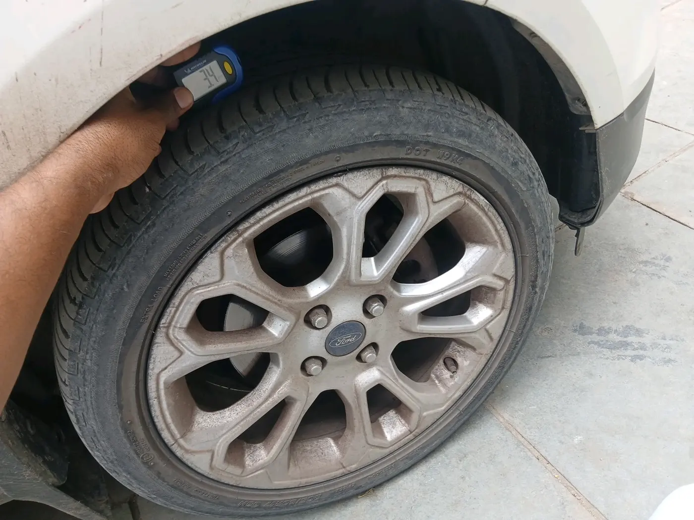 2018 Ford Ecosport TITANIUM + 1.5L DIESEL, Diesel, Manual, 1,25,110 km, tyre