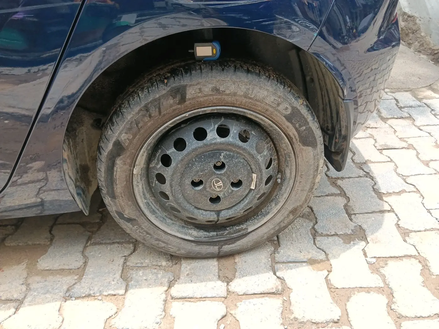 2026 Tata ALTROZ Smart CNG 5MT, CNG, Manual, 698 km, tyre