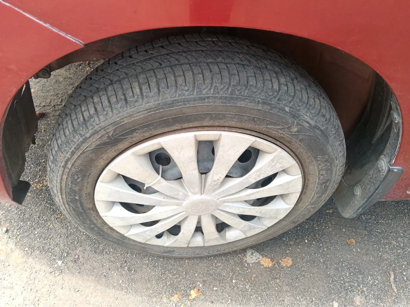2013 Maruti Wagon R 1.0 LXI, Petrol, Manual, 55,537 km, tyre