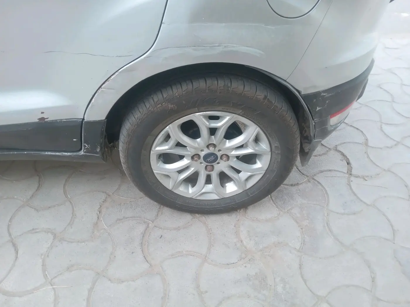 2013 Ford Ecosport TITANIUM 1.5L DIESEL, Diesel, Manual, 1,13,009 km, tyre