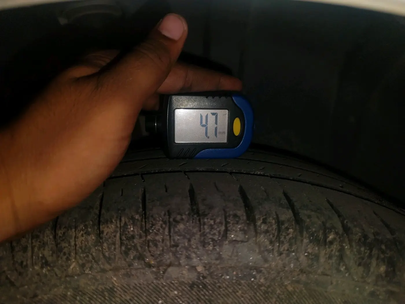 2022 Maruti Ertiga VXI CNG, CNG, Manual, 44,149 km, tyre