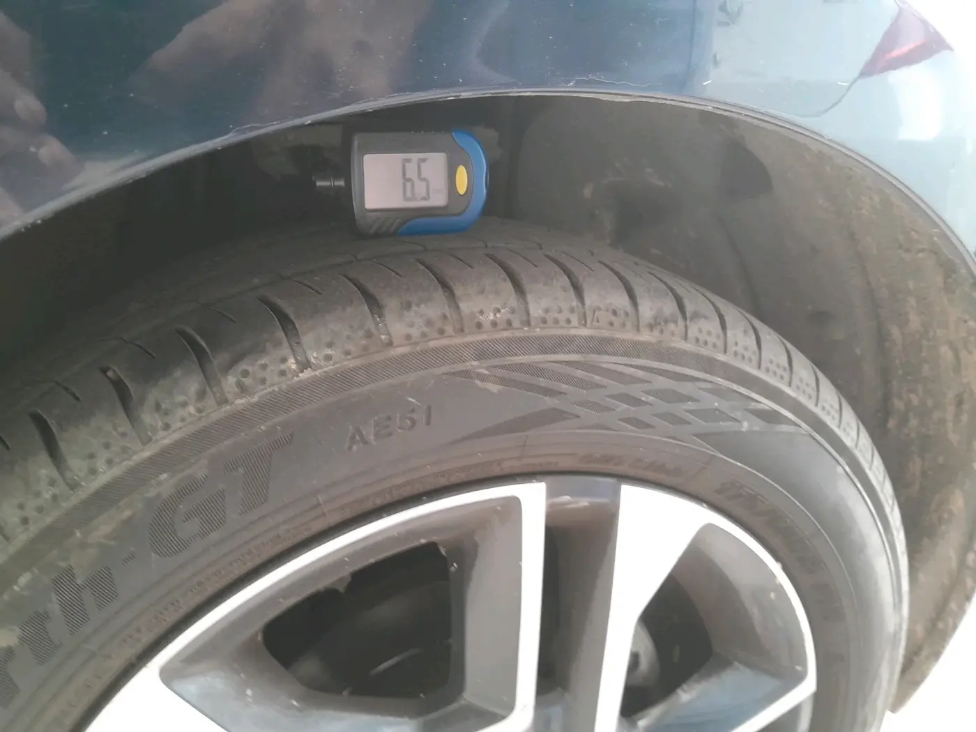 2023 Tata Tiago XZ PLUS PETROL, Petrol, Manual, 63,496 km, tyre