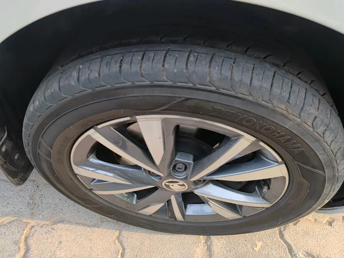 2022 Skoda SLAVIA STYLE 1.5L TSI MT, Petrol, Manual, 65,939 km, tyre