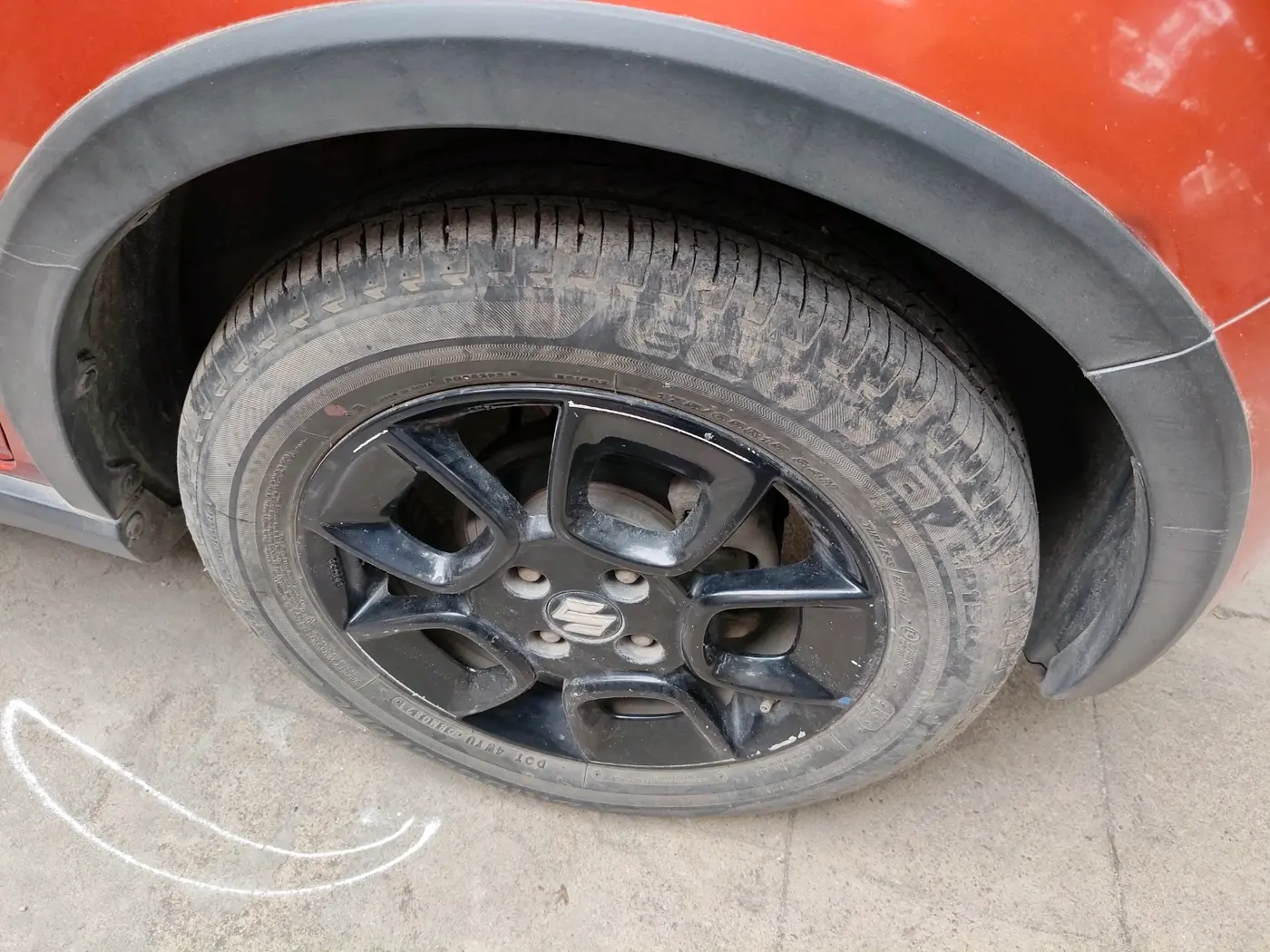 2021 Maruti IGNIS ZETA 1.2, Petrol, Manual, 35,703 km, tyre