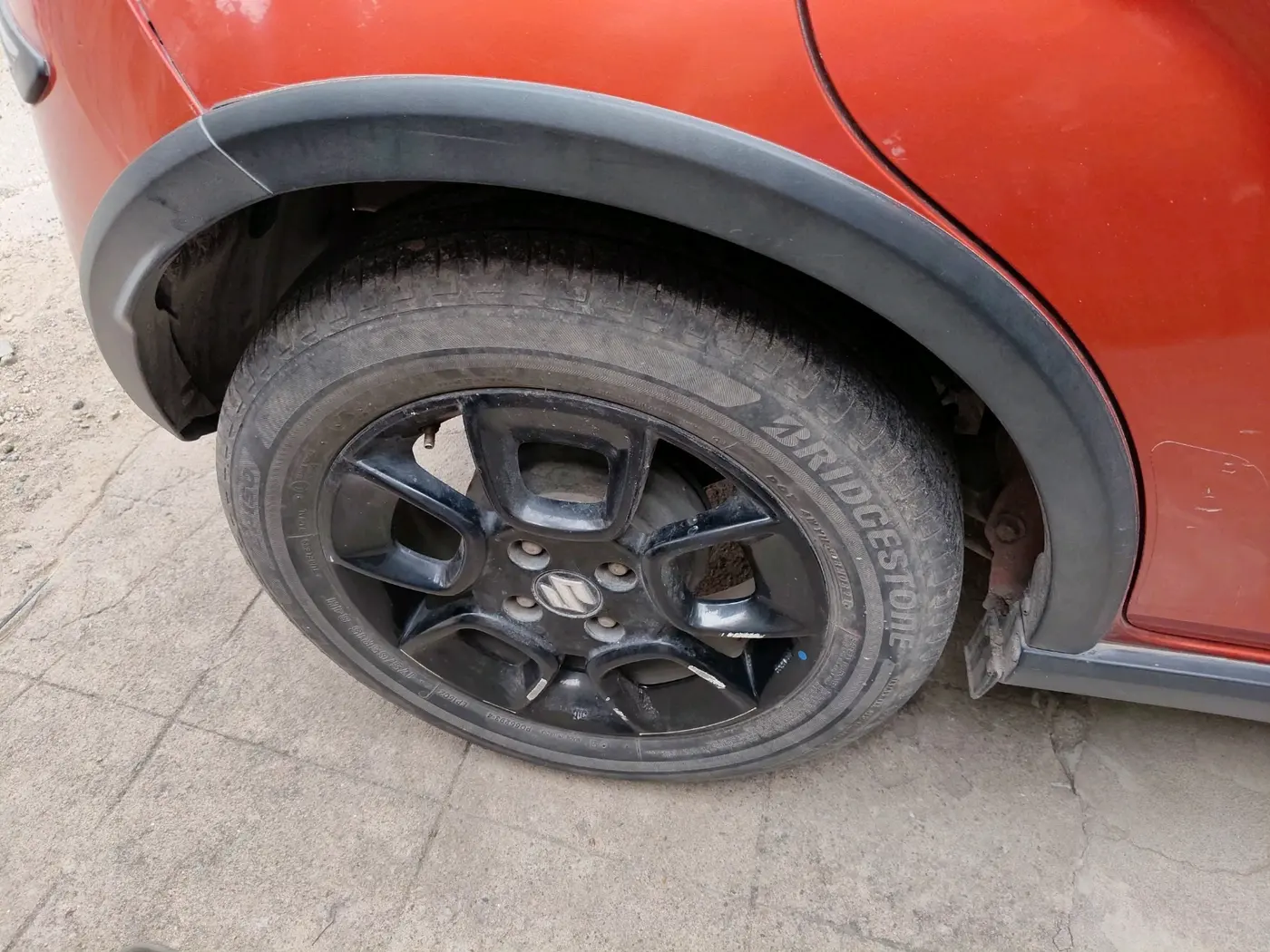 2021 Maruti IGNIS ZETA 1.2, Petrol, Manual, 35,703 km, tyre