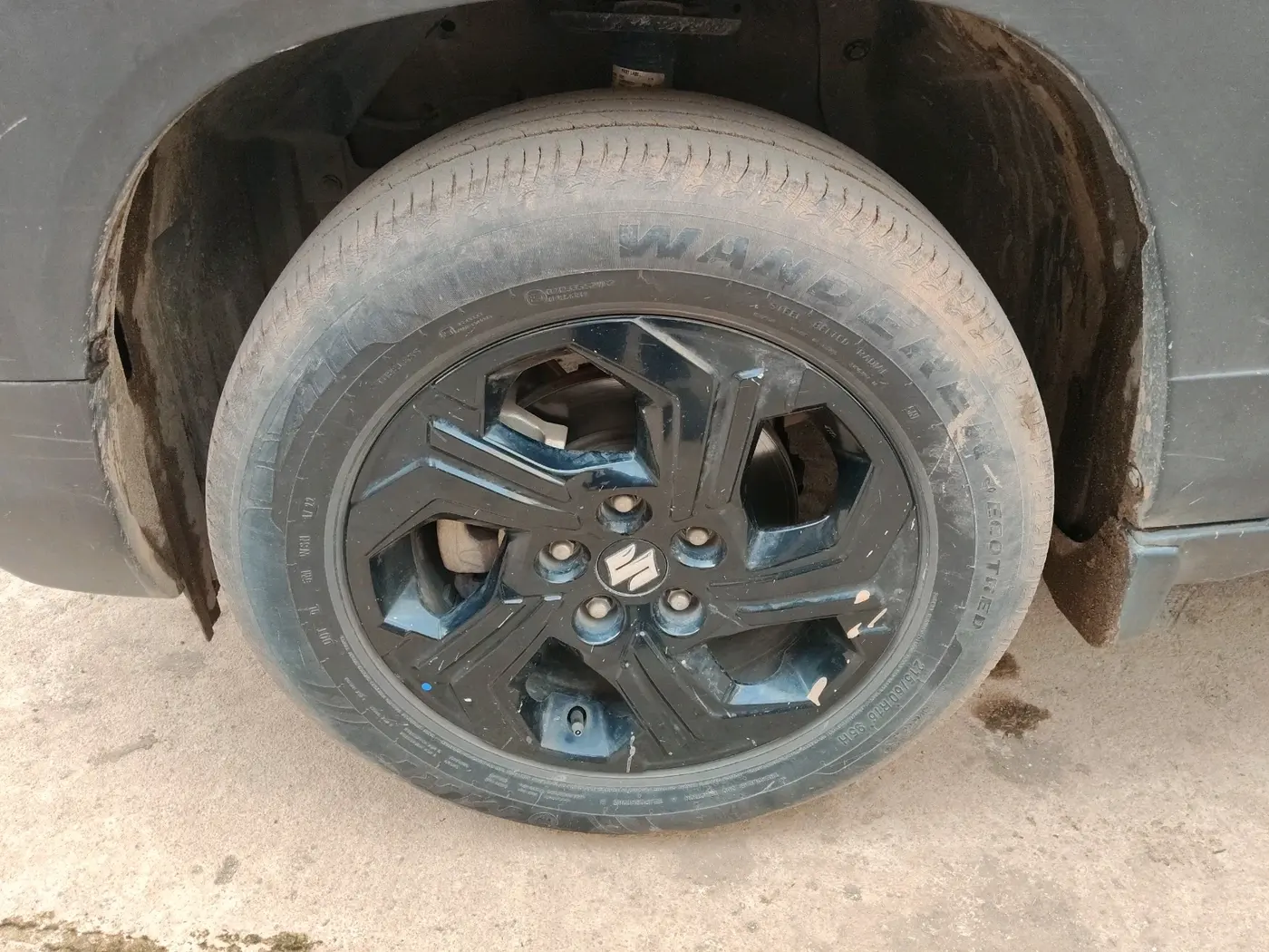 2022 Maruti BREZZA ZXI SMART HYBRID , Petrol, Manual, 49,673 km, tyre