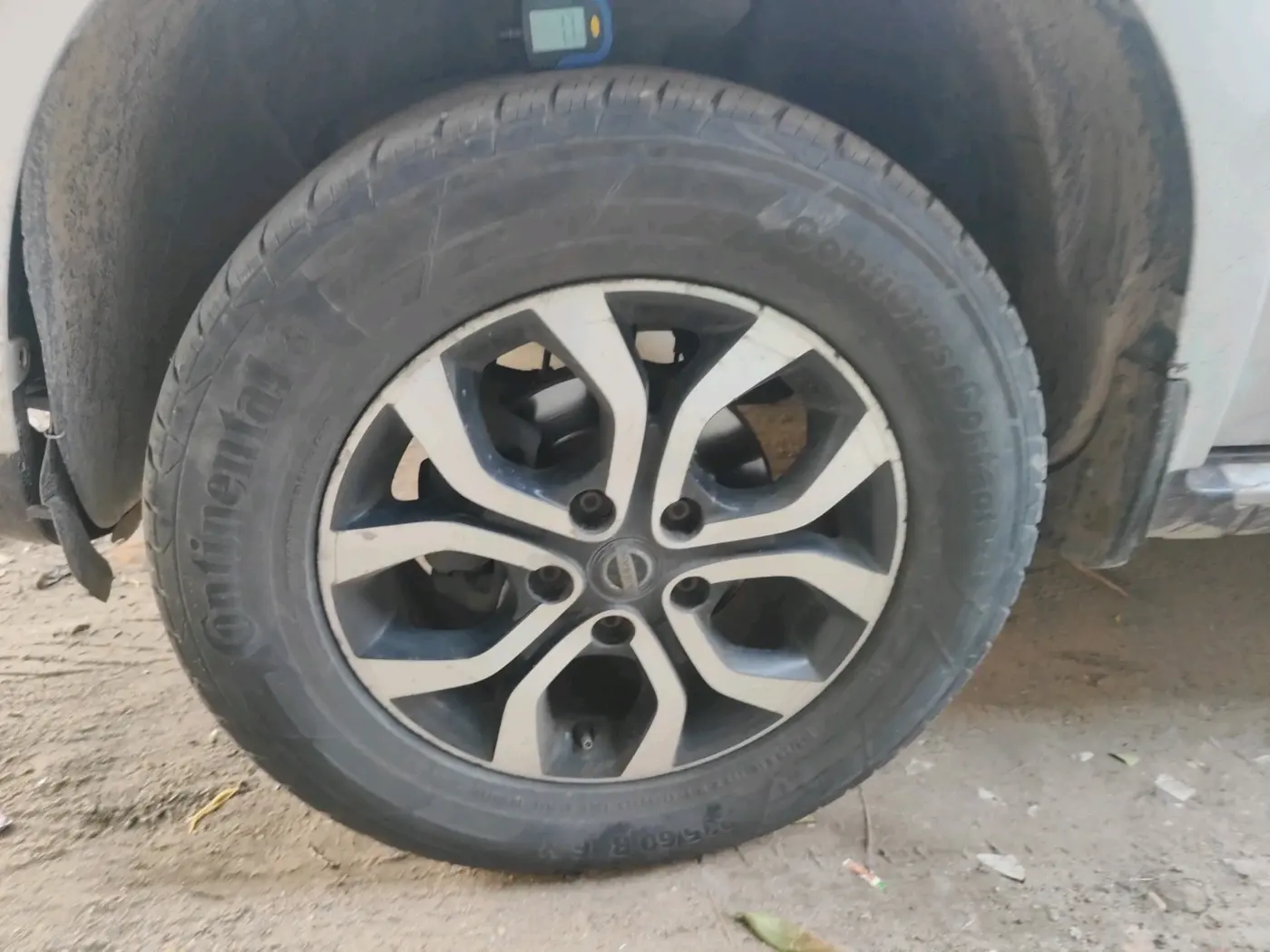 2016 Nissan Terrano XV D THP 110 PS, Diesel, Manual, 1,34,217 km, tyre