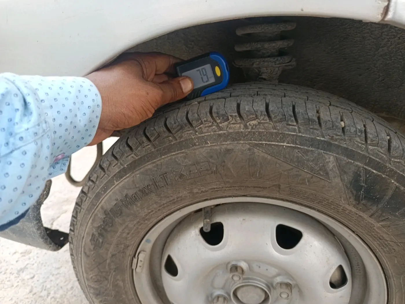 2021 Maruti Eeco 5 STR AC CNG, CNG, Manual, 1,52,828 km, tyre