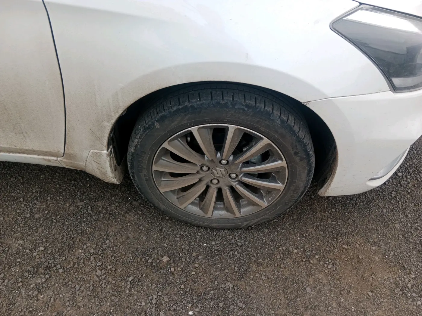 2025 Maruti Ciaz ALPHA 1.5 SHVS PETROL, Petrol, Manual, 35,453 km, tyre