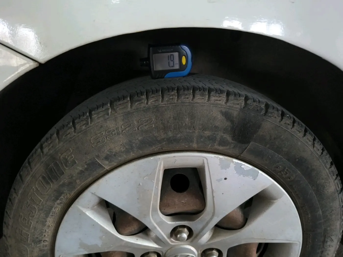 2015 Hyundai Xcent S 1.2, Petrol, Manual, 1,14,010 km, tyre