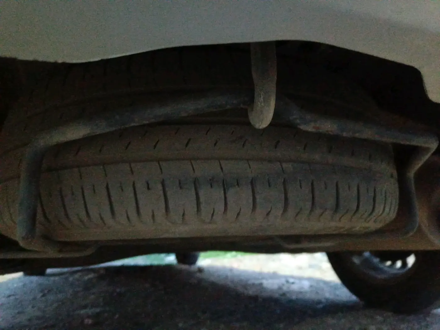 2021 Maruti Ertiga VXI CNG, CNG, Manual, 96,594 km, tyre