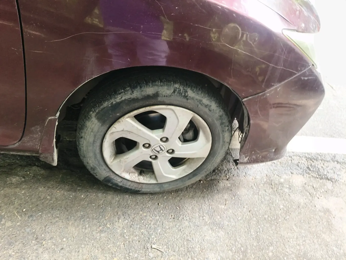 2014 Honda City 1.5L I-VTEC VX, CNG, Manual, 1,06,077 km, tyre