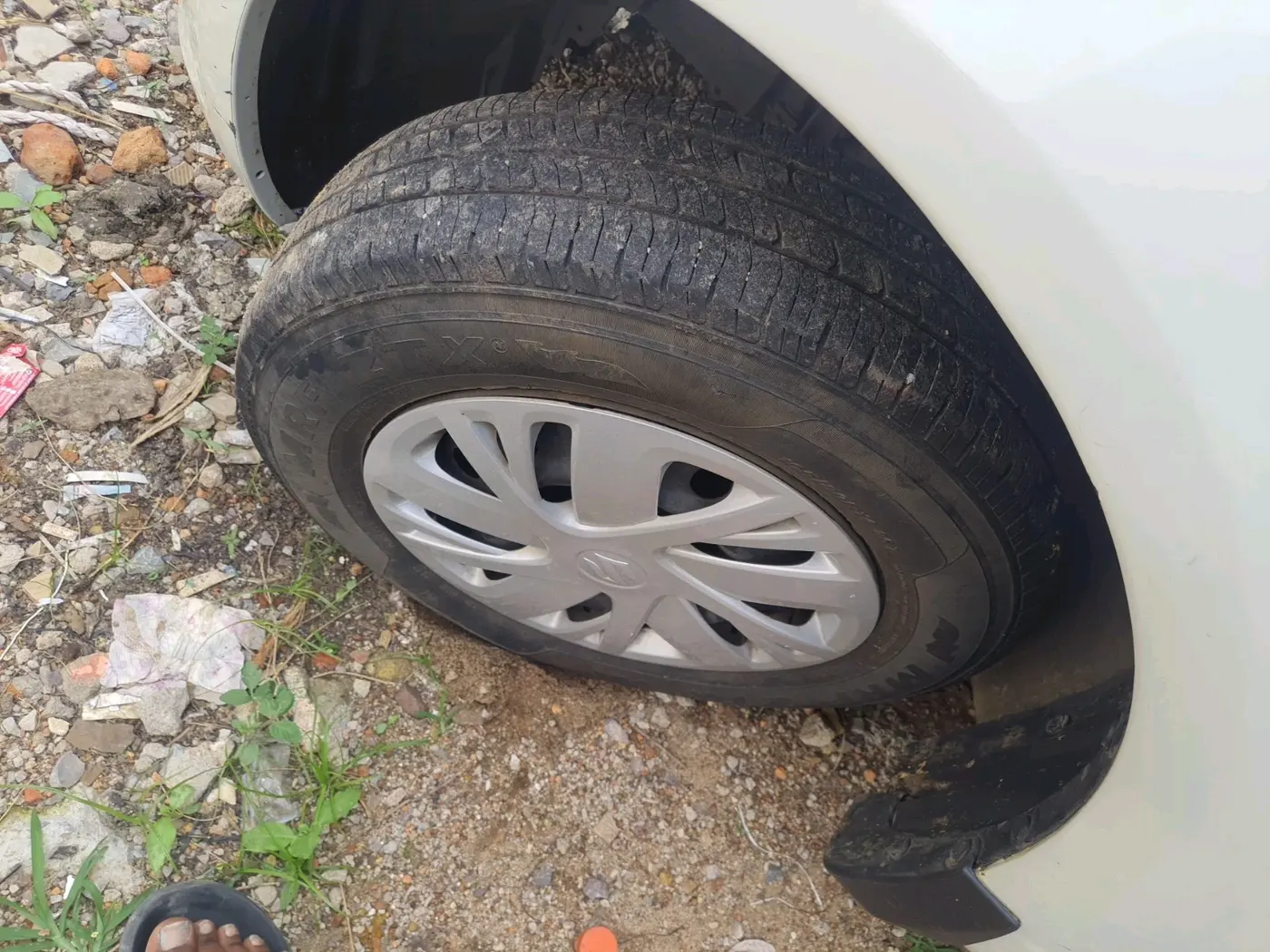 2017 Maruti Swift VDI (O), Diesel, Manual, 76,000 km, tyre