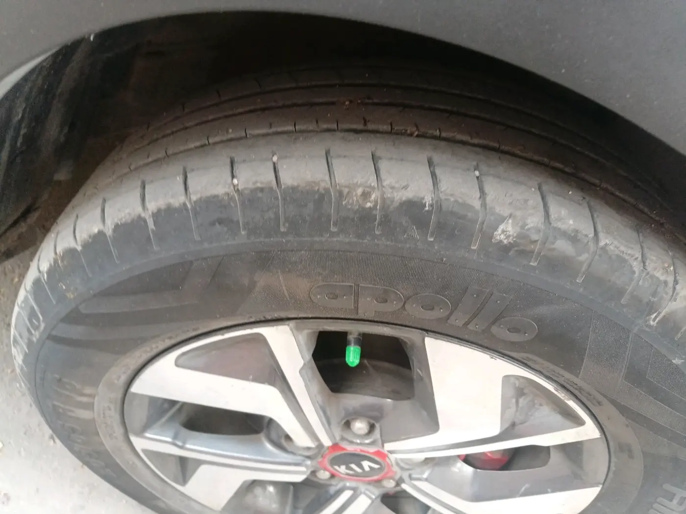2021 KIA SONET GTX PLUS 1.5 AT, Diesel, Automatic, 1,81,429 km, tyre