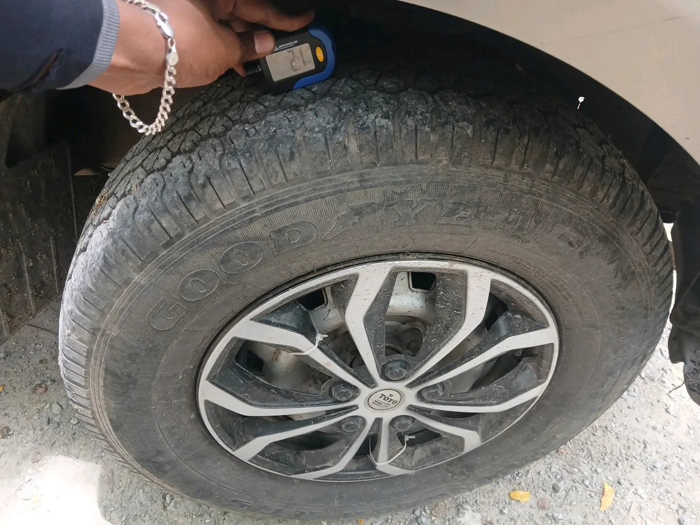 2012 Mahindra Xylo D2, Diesel, Manual, 90,030 km, tyre