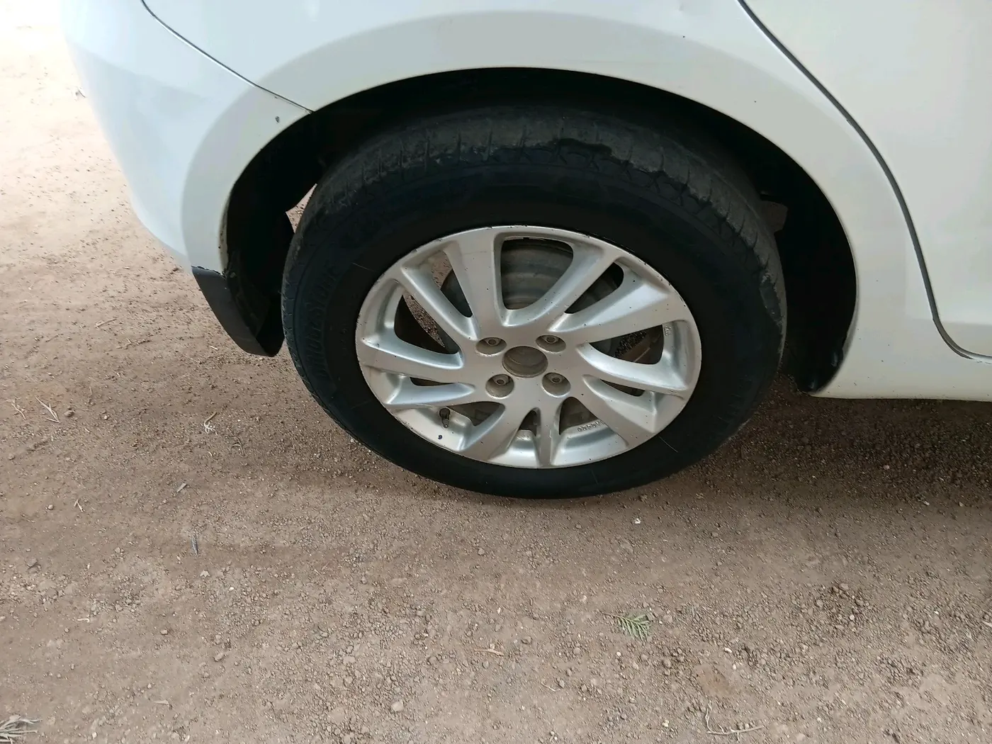 2012 Maruti Swift ZDI, Diesel, Manual, 1,23,370 km, tyre