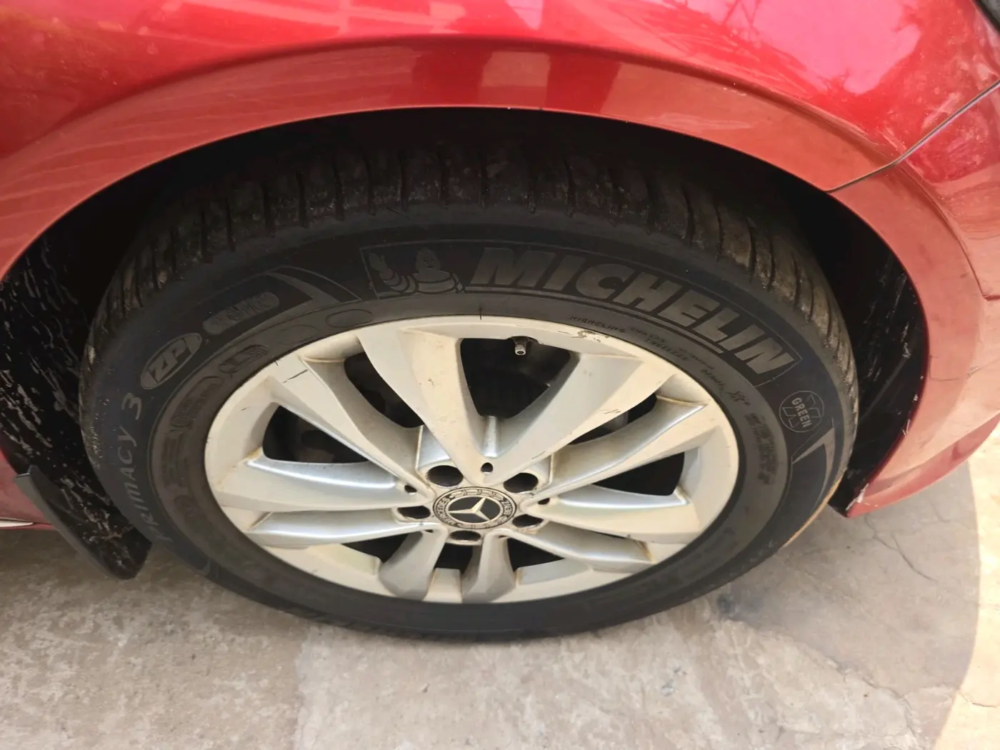 2020 Mercedes Benz C Class 200 K CLASSIC, Petrol, Automatic, 1,18,497 km, tyre