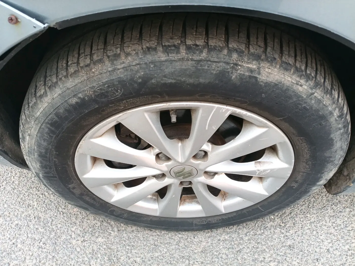 2014 Maruti Ertiga ZDI, Diesel, Manual, 62,123 km, tyre