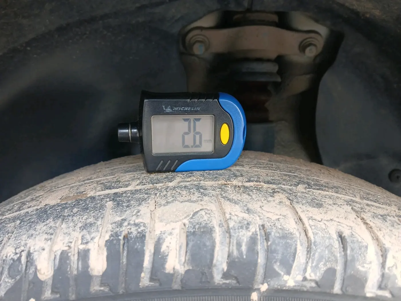 2018 Hyundai Creta E PLUS 1.6 PETROL, Petrol, Manual, 1,11,962 km, tyre