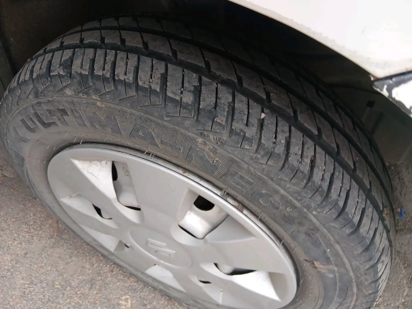 2013 Maruti Wagon R 1.0 LXI, Petrol, Manual, 44,673 km, tyre