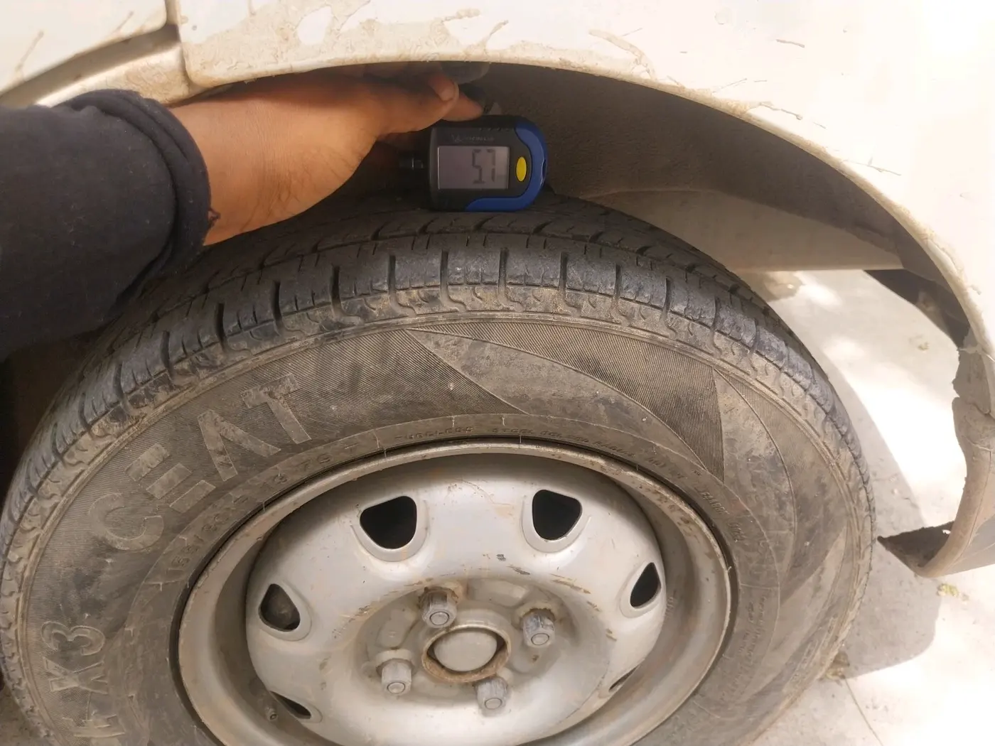 2022 Maruti Eeco 5 STR AC CNG (O), CNG, Manual, 75,891 km, tyre