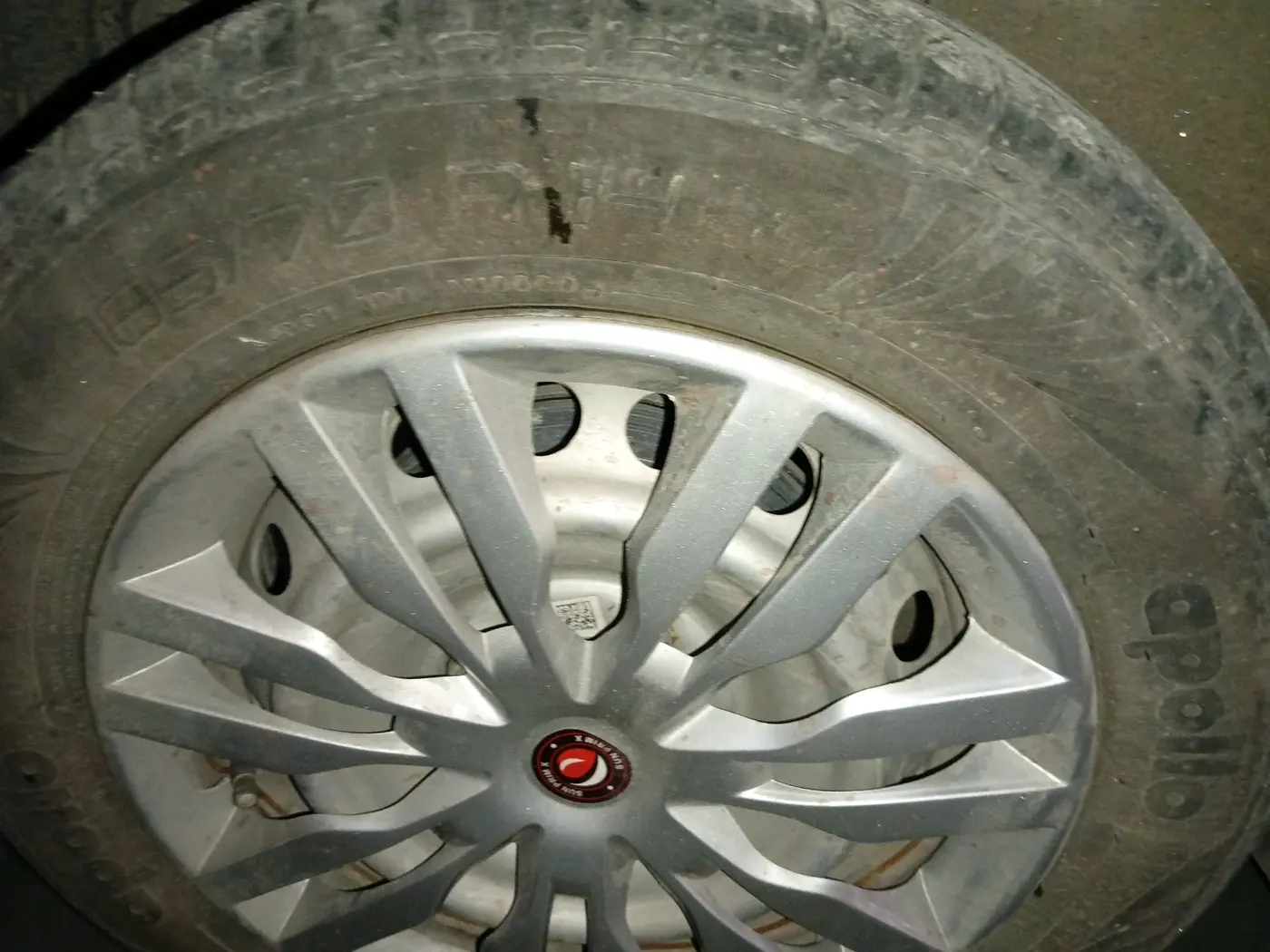 2024 Hyundai EXTER EX 1.2 MT, Petrol, Manual, 29,687 km, tyre