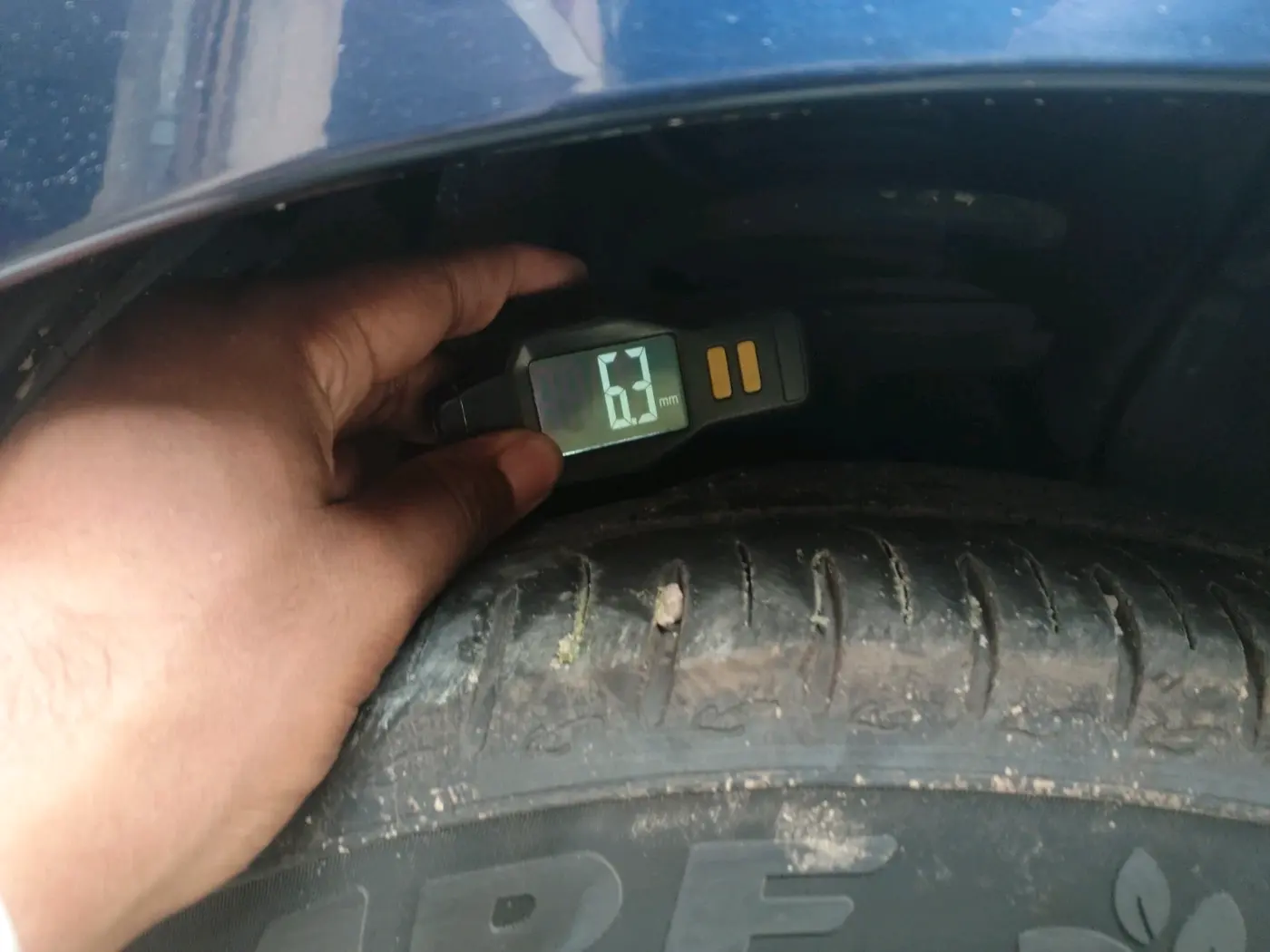2025 Tata ALTROZ Accomplished S Petrol 5 MT, Petrol, Manual, 3,962 km, tyre