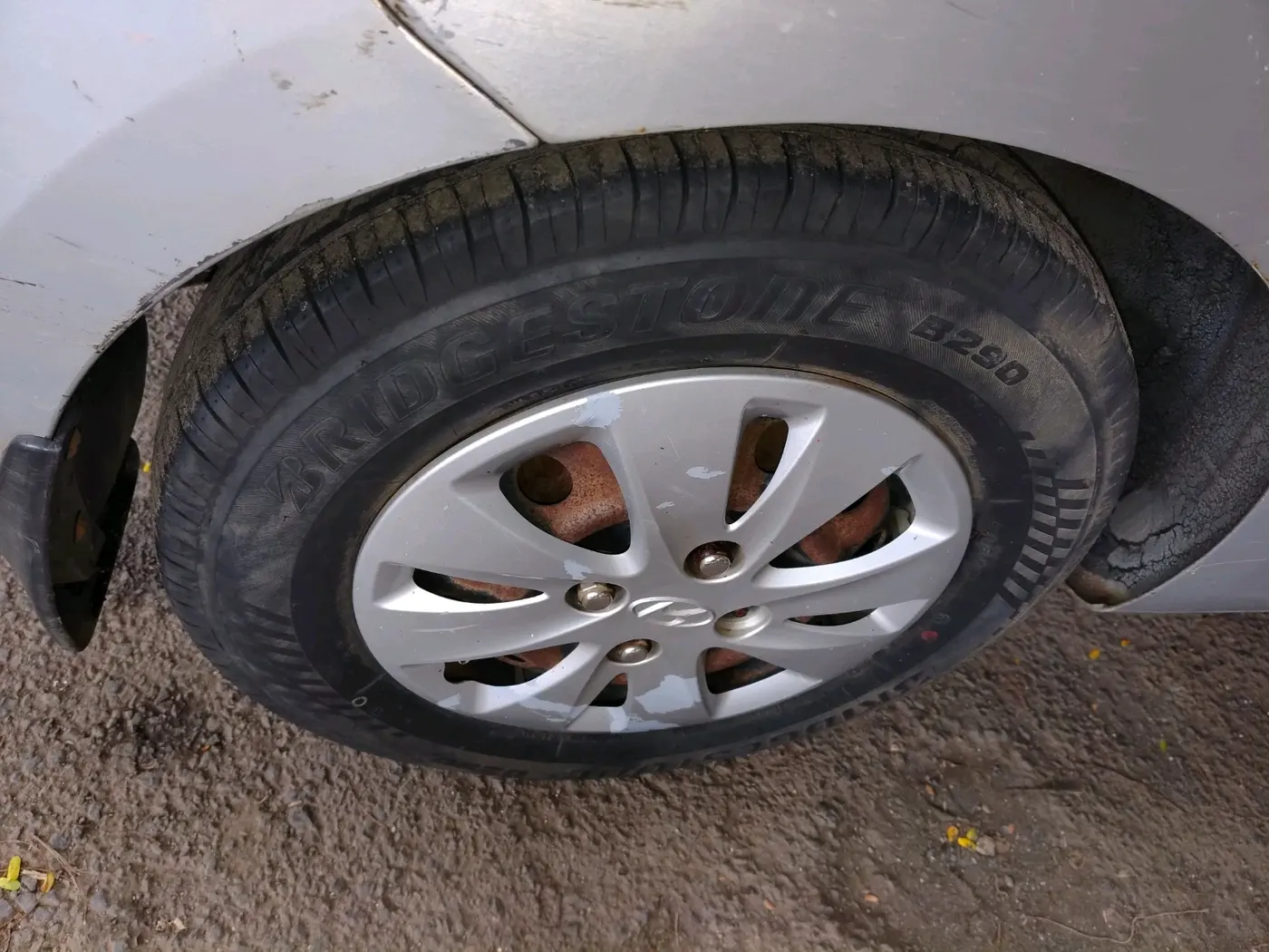 2011 Hyundai i10 MAGNA 1.2, Petrol, Manual, 55,450 km, tyre