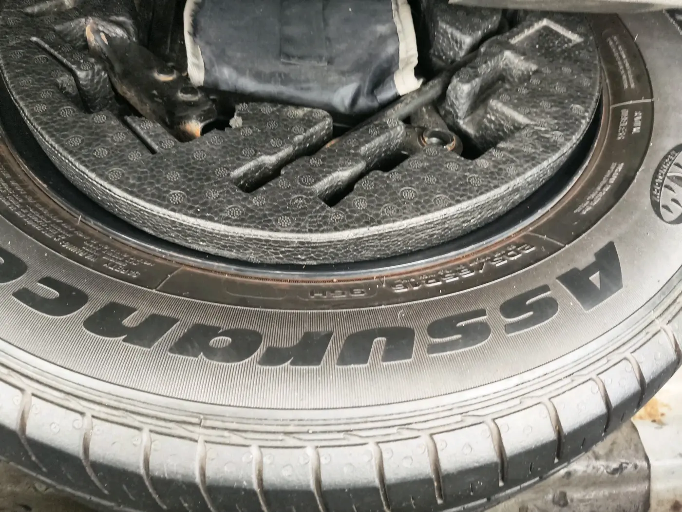2019 Hyundai Creta S 1.4 DIESEL, Diesel, Manual, 1,98,026 km, tyre