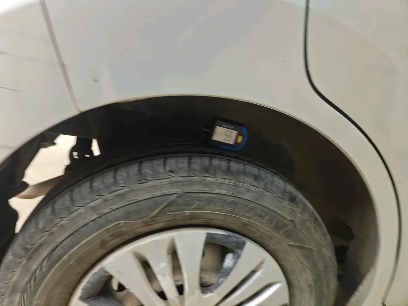 2012 Maruti Wagon R 1.0 LXI CNG, CNG, Manual, 1,28,664 km, tyre