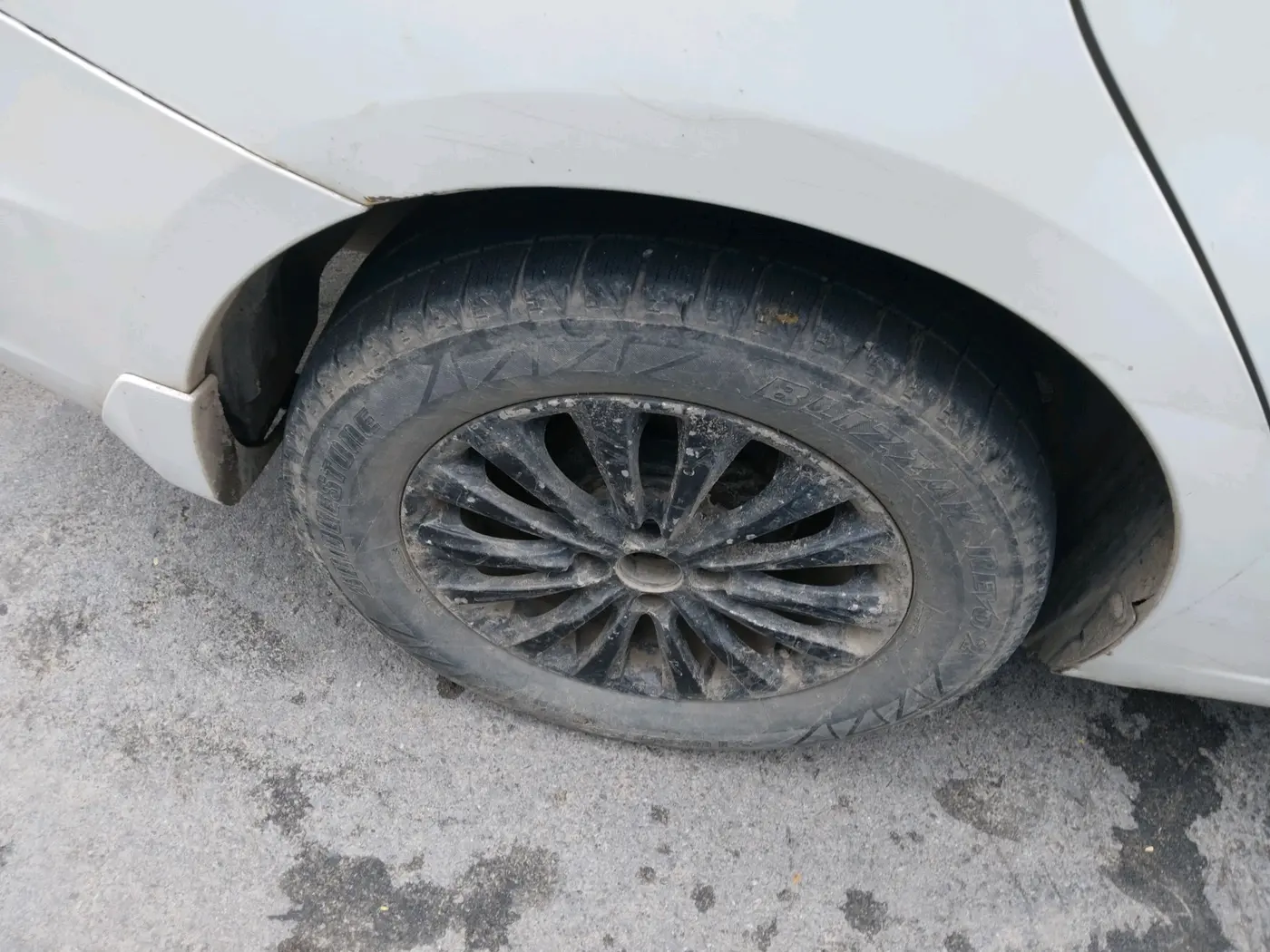 2017 Maruti Ciaz VDI+ SHVS, Diesel, Manual, 1,03,082 km, tyre