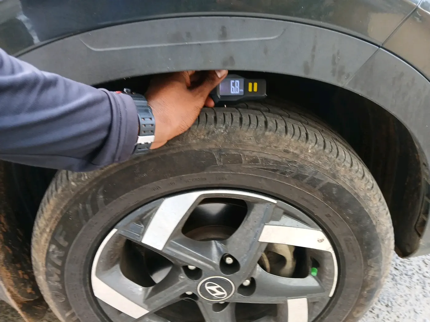 2020 Hyundai VENUE SX 1.0 TURBO, Petrol, Manual, 84,475 km, tyre