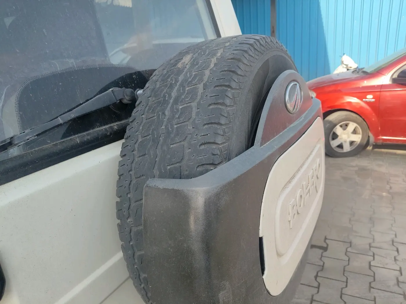 2018 Mahindra Bolero POWER PLUS ZLX, Diesel, Manual, 1,75,882 km, tyre