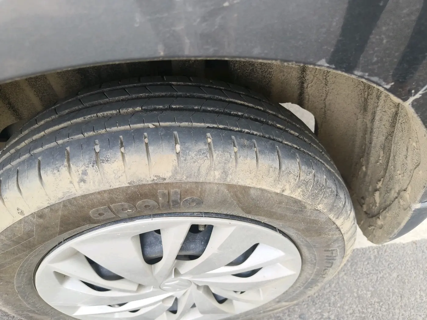 2023 Maruti Baleno DELTA PETROL 1.2, Petrol, Manual, 21,958 km, tyre