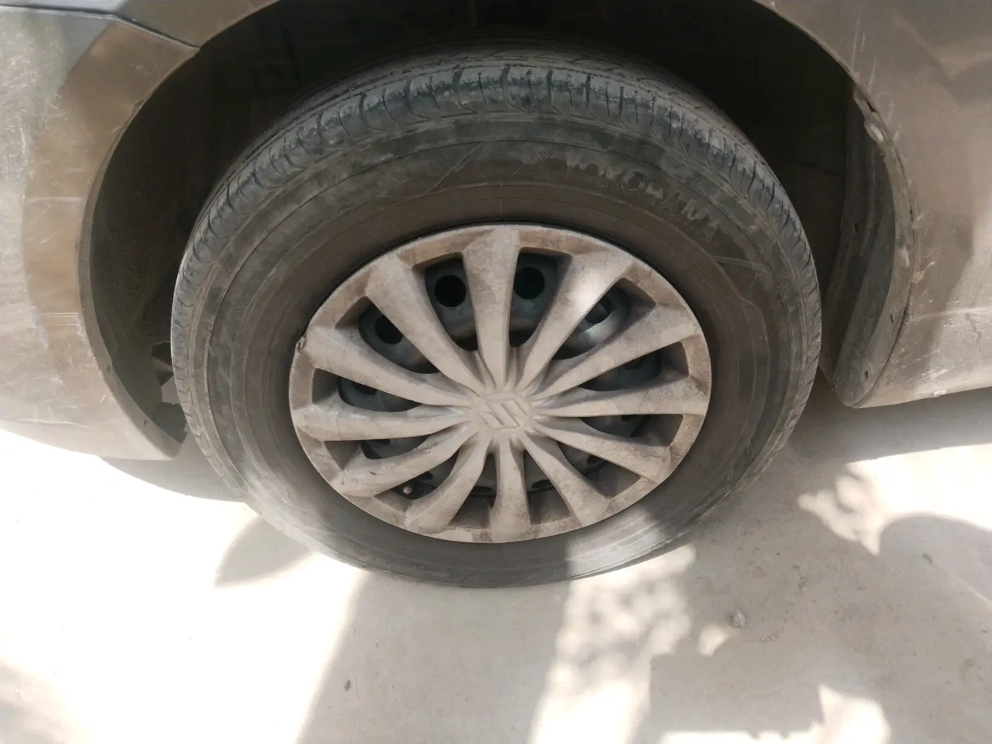 2016 Maruti Swift Dzire VDI, Diesel, Manual, 1,19,979 km, tyre