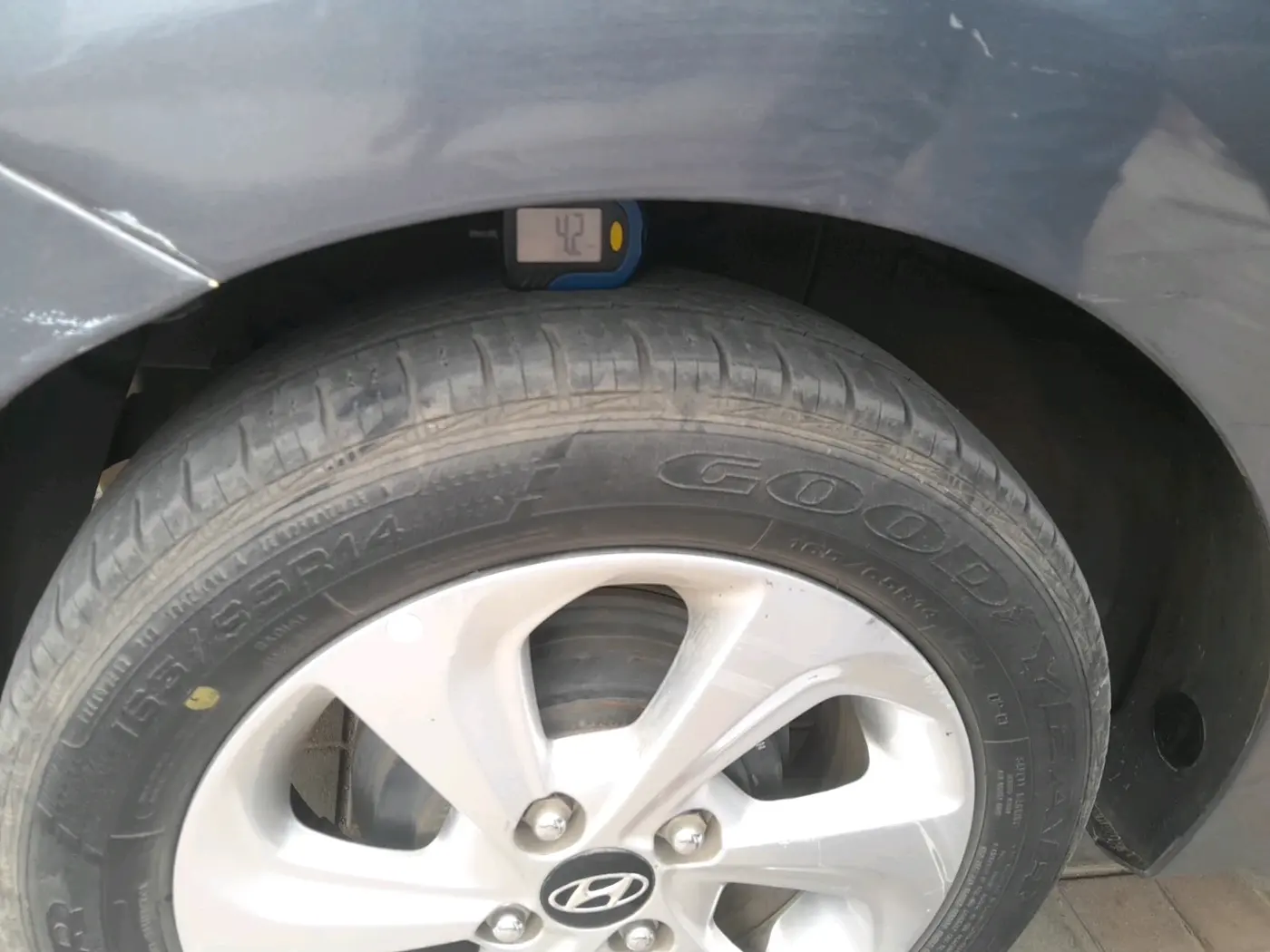 2018 Hyundai Xcent SX 1.2, Petrol, Manual, 68,568 km, tyre