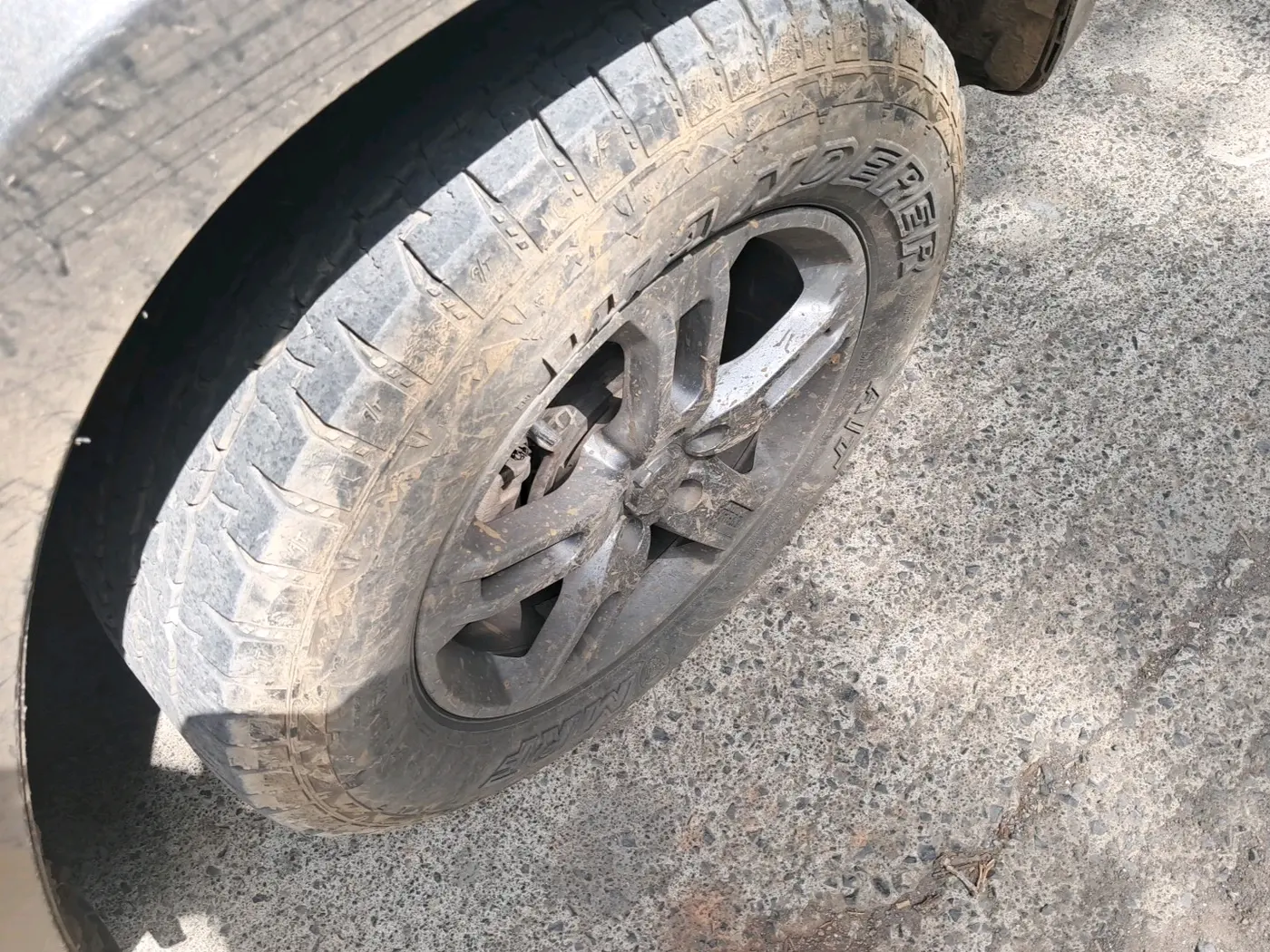 2024 Mahindra Thar LX D HT 2WD MT, Diesel, Manual, 41,466 km, tyre