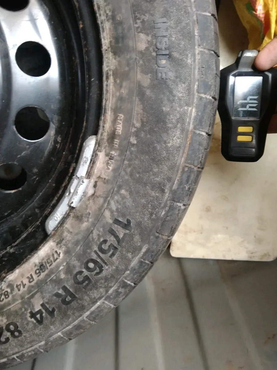 2011 Toyota Etios G, Petrol, Manual, 91,593 km, tyre