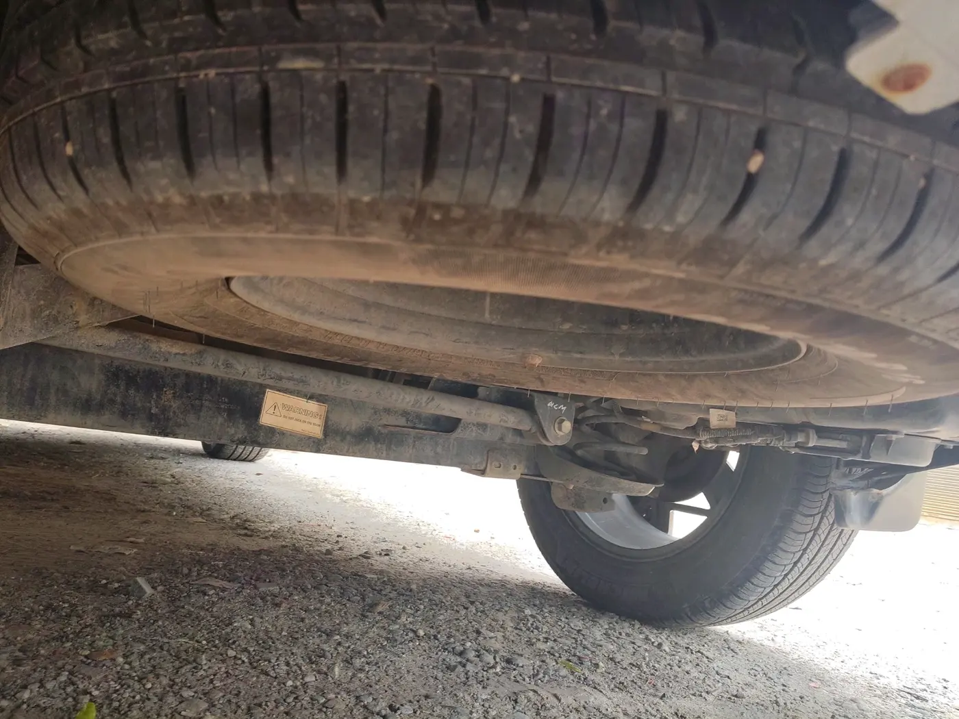 2023 Tata Safari Accomplished Plus AT, Diesel, Automatic, 57,337 km, tyre